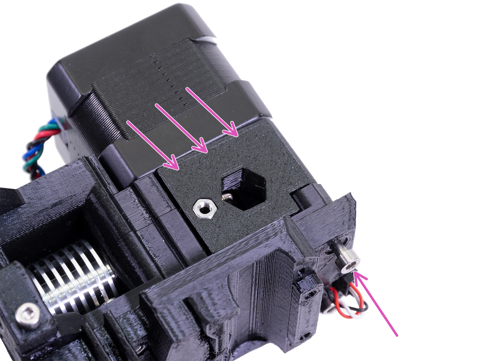 Extruder-idler mounting