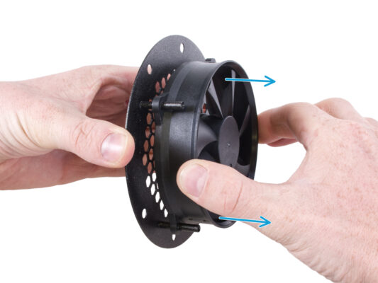 Retirando el ventilador de los LEDs UV