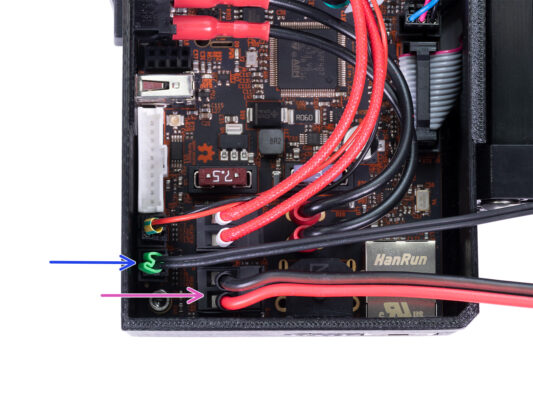 Connecting the heatbed cable