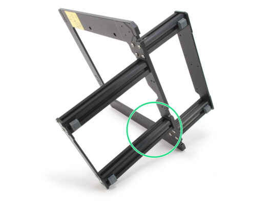 Installing the cable clip