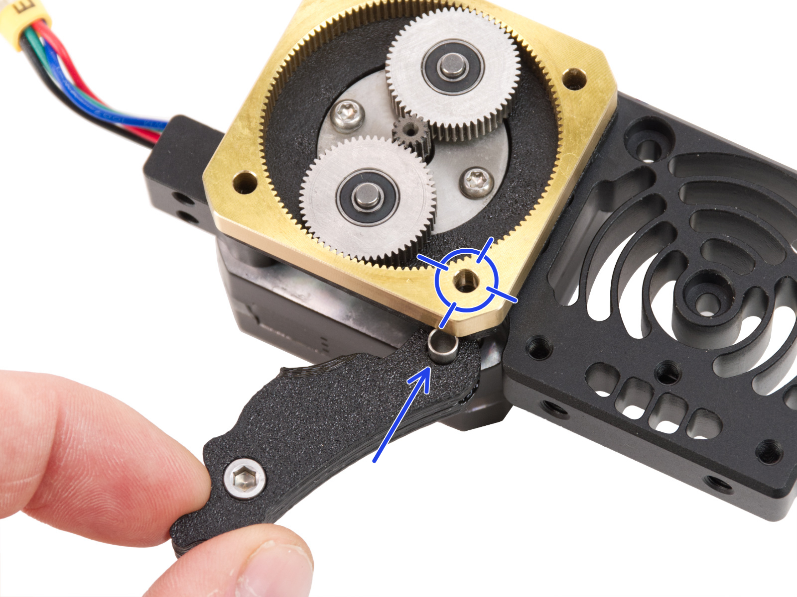 Assembling the Nextruder idler