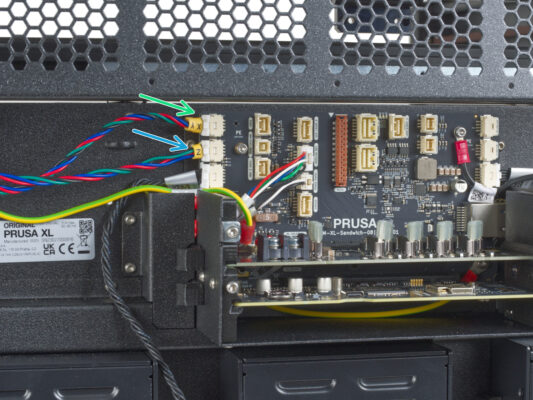 Rear left: connecting the cables