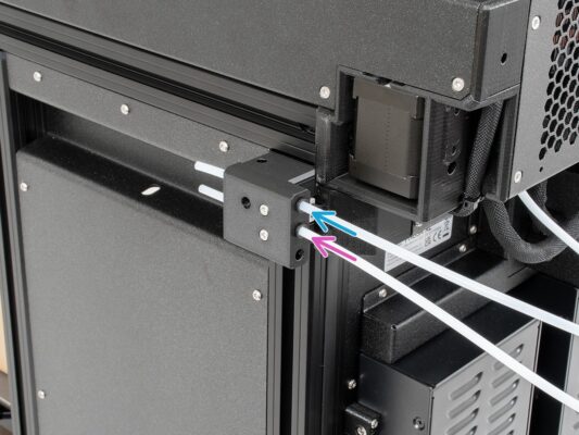 Version A: Guiding the docks PTFE tubes