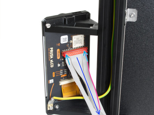 Connecting the xLCD cable