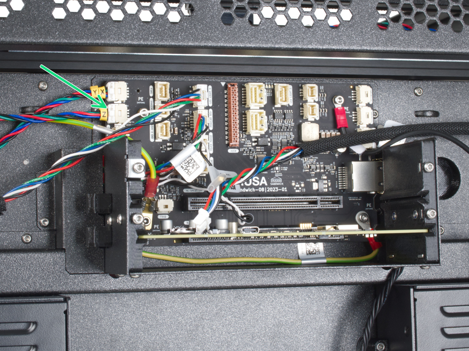 Disconnecting the Z-axis motor cable