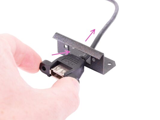 Montage des USB-Anschlusses (Version 1.0)