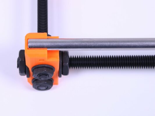 Adjust the length of the Y-axis stage