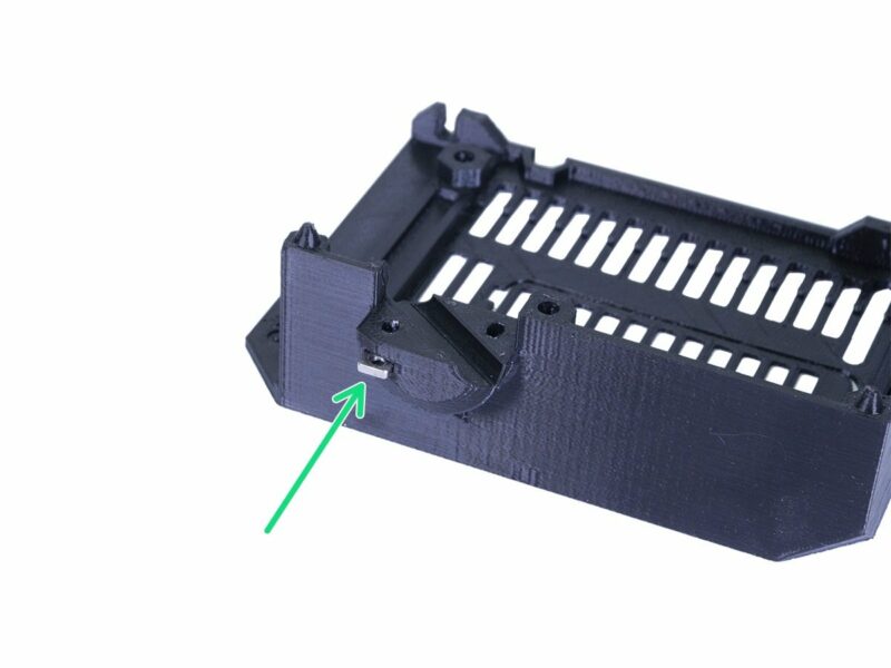 Remove M3nS nut from heated holder